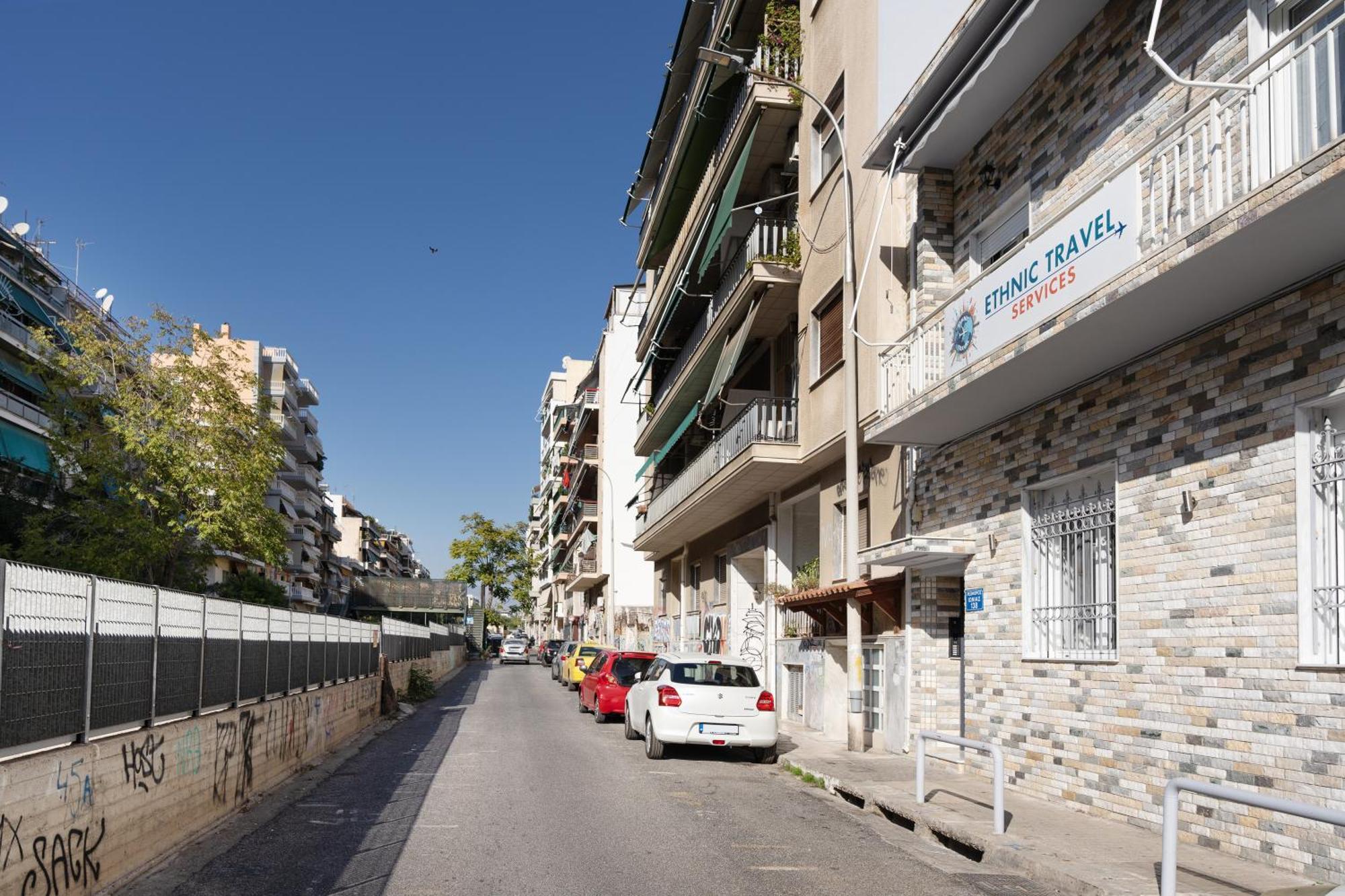 Apartment Kazi 4 *